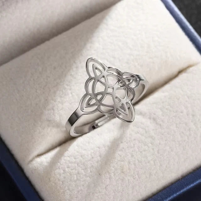 Adjustable Ring “Eternal Protection” – Witch’s Knot